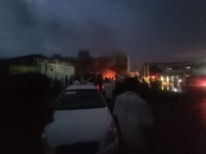 لحظات عصيبة في مستشفى مدني بعد سقوط صاعقة رعدية لحظات عصيبة في مستشفى مدني بعد سقوط صاعقة رعدية