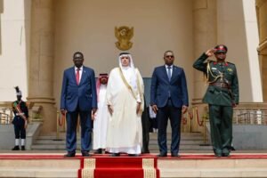 "بالصور" البرهان يتسلم بالقصر الجمهوري أوراق اعتماد السفير السعودي الجديد لدى السودان "بالصور" البرهان يتسلم بالقصر الجمهوري أوراق اعتماد السفير السعودي الجديد لدى السودان
