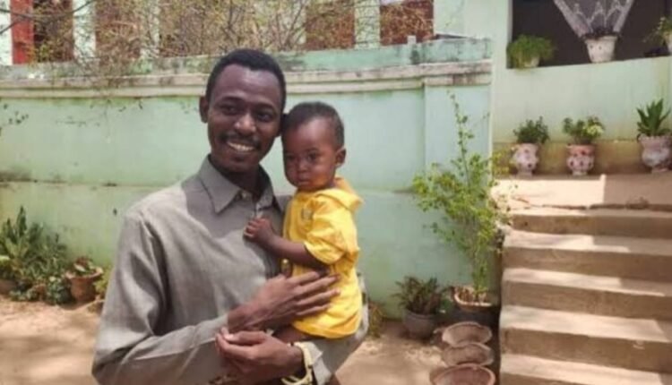 إطلاق سراح مصور صحفي بعد عام من اعتقاله في بورتسودان