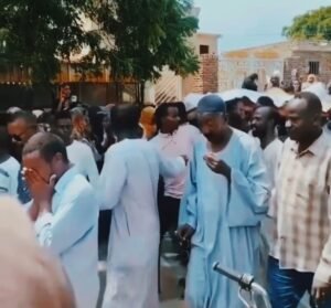 إطلاق الرصاص في الأعراس بالسودان.. لماذا تفشل القوانين في وقف قاتل الأفراح؟ إطلاق الرصاص في الأعراس بالسودان.. لماذا تفشل القوانين في وقف قاتل الأفراح؟