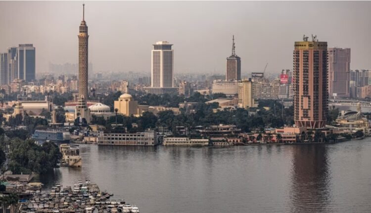 مصر.. ضحايا جراء انفجار “أسطوانة هيليوم” داخل مول ووزارة الداخلية ترد على أنباء “سقوط مصعد”