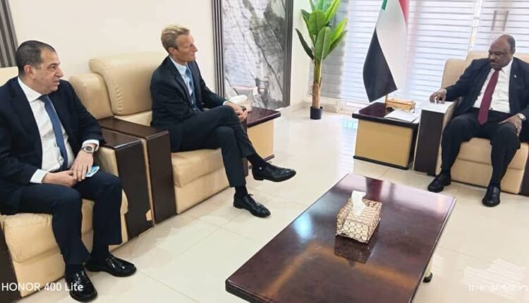 وزير الخارجية السوداني يبحث مع برنامج الغذاء العالمي الانتقال من الإغاثة إلى دعم التعافي والإعمار