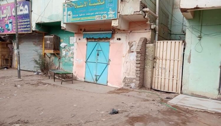 استمرار إضراب تجار السوق الشعبي في عطبرة احتجاجاً على رسوم وضرائب مرتفعة