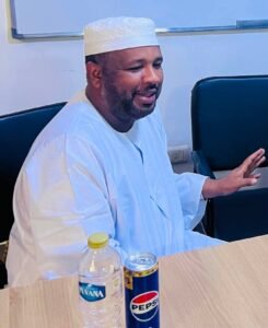 الشيخ الزين يكشف موقفه من الاتهامات المتداولة.. وهذا ما قاله عن «البنت» الشيخ الزين يكشف موقفه من الاتهامات المتداولة.. وهذا ما قاله عن «البنت»