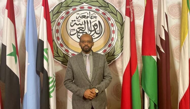 ثقة عربية في صحفي سوداني.. محمد عبد القادر رئيسًا للاتحاد العربي للإعلام السياحي