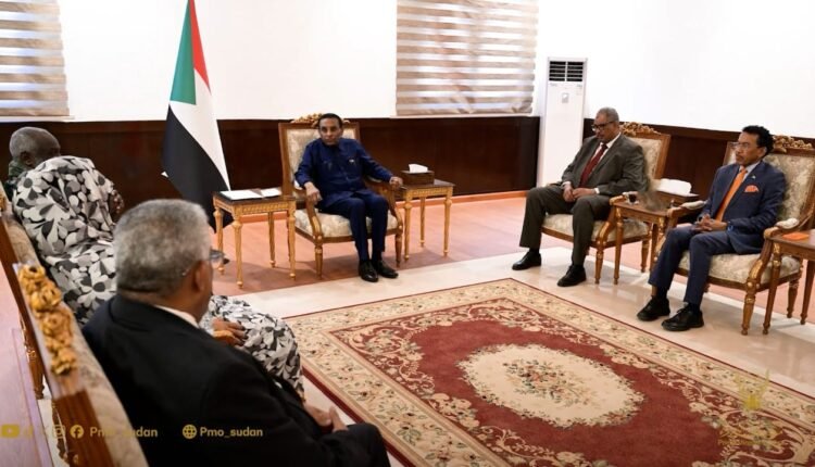 كامل إدريس يوجه بتحرك عاجل لإنجاح الموسم الزراعي الصيفي