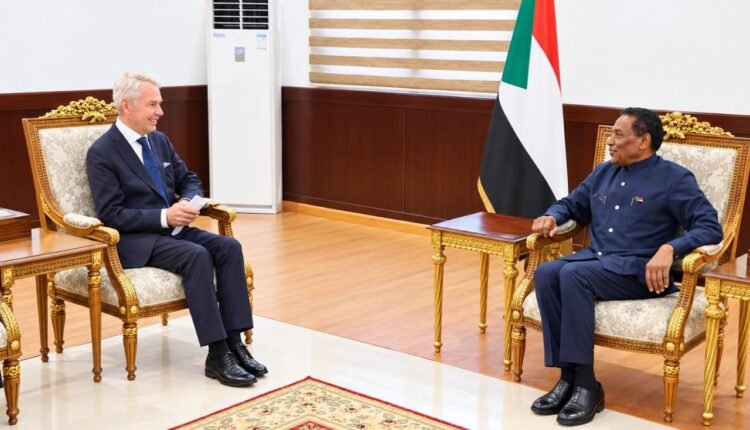 رسالة حاسمة من رئيس الوزراء بشأن السيادة الوطنية والتدخلات الأجنبية في السودان