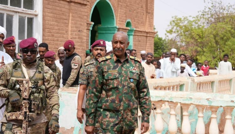 البرهان: غلاء الأسعار وشح الموارد جزء من المعركة التي يخوضها السودان