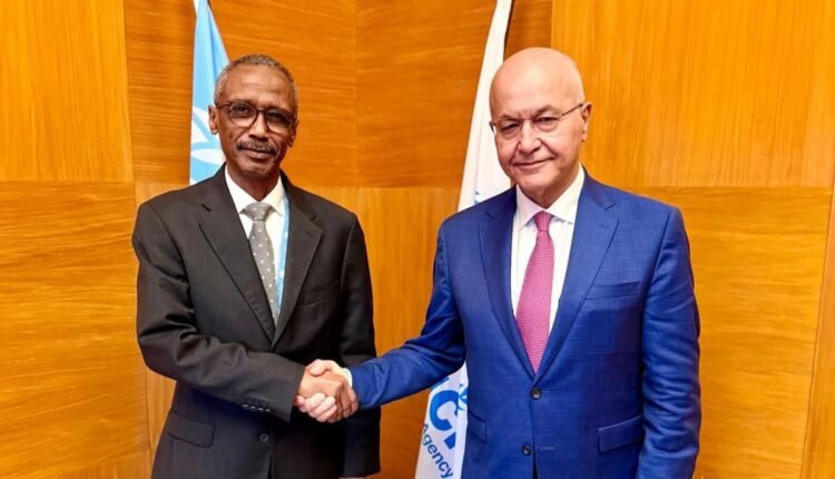 السودان والمفوضية السامية للاجئين يبحثان عودة نحو 6 ملايين نازح ولاجئ