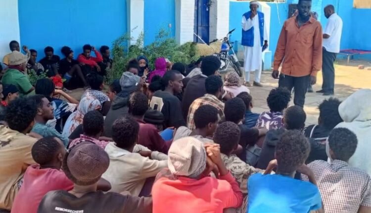 السودان.. معلومات دقيقة تقود إلى تحرير 71 رهينة في كسلا