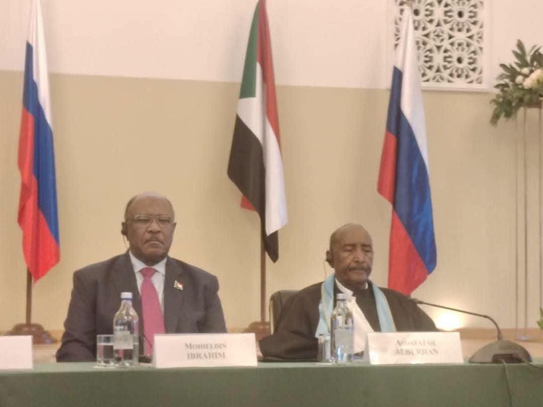 روسيا تمنح البرهان الدكتوراة الفخرية