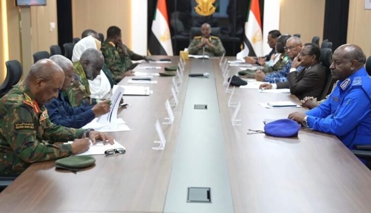 مجلس الأمن والدفاع السوداني يستعرض الأوضاع الأمنية والاقتصادية ويوجه باتخاذ تدابير لرفع المعاناة عن المواطنين