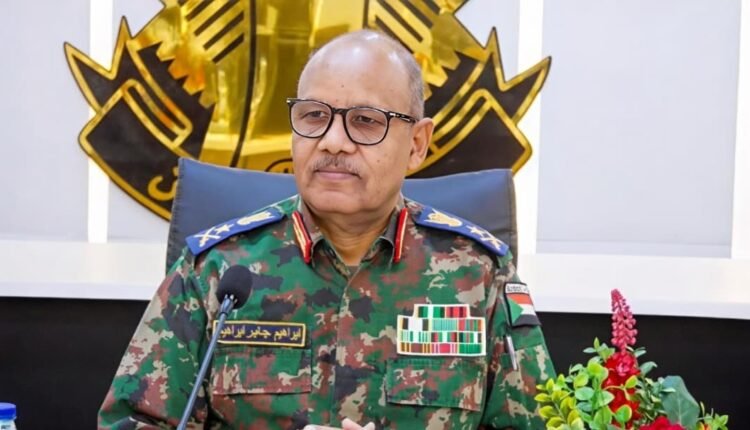 من مدخرات المغتربين إلى حصائل الصادر.. ملفات اقتصادية مهمة على طاولة إبراهيم جابر
