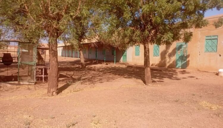 لجنة المعلمين السودانيين تحذر من انهيار التعليم الحكومي وتكشف تراجع أعداد الطلاب في الخرطوم